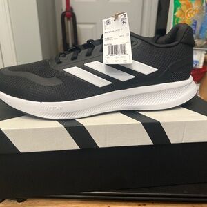 Men’s Run Falcon size 12